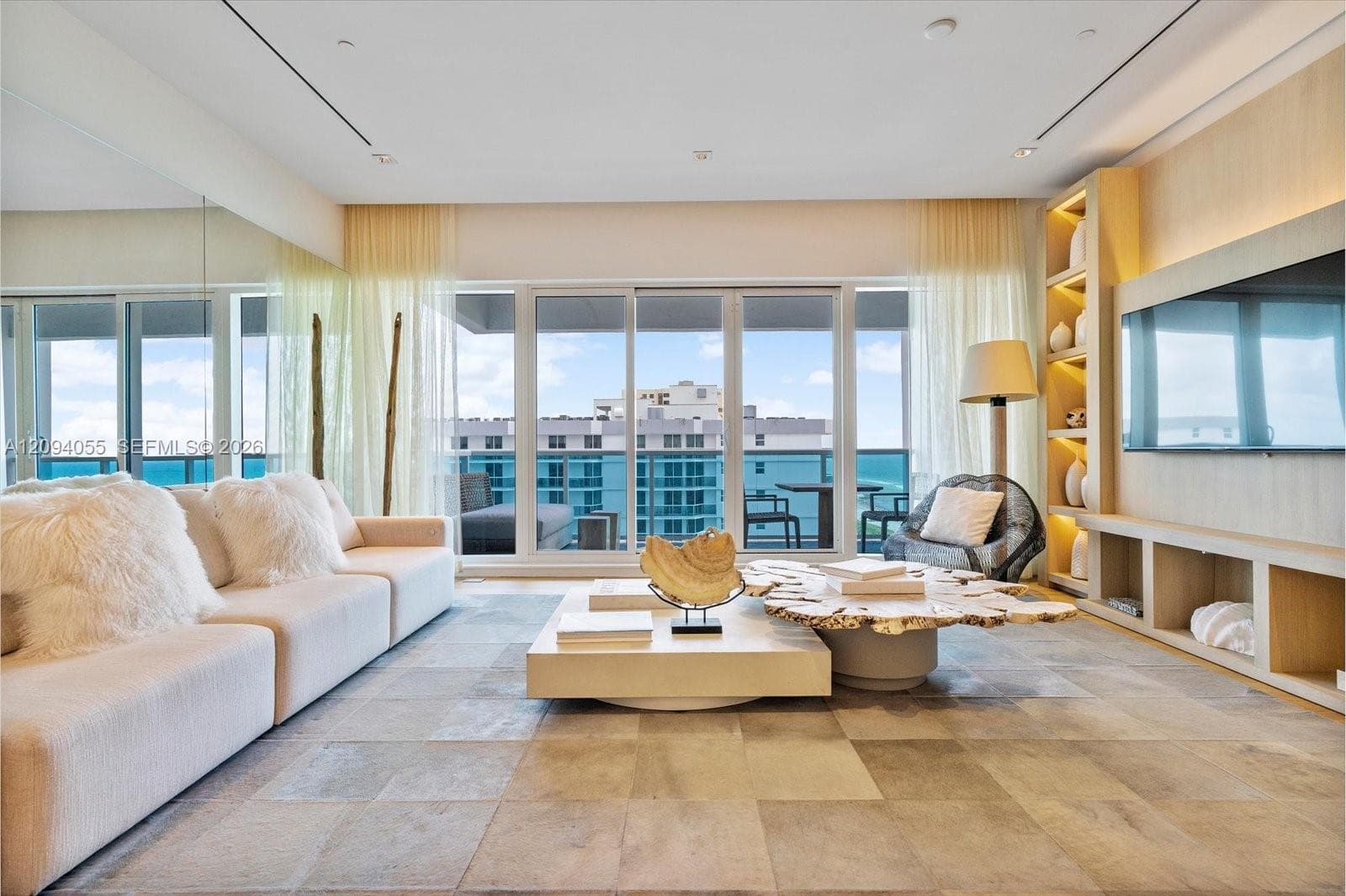 102 24th St # 1607, Miami Beach FL 33139