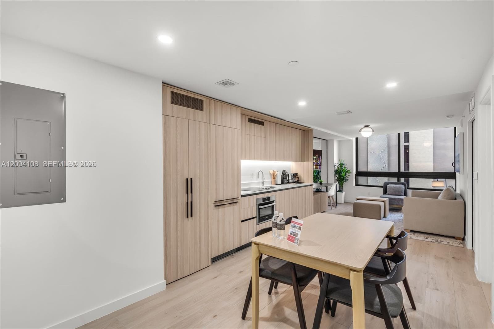 225 N Miami Ave # 504, Miami FL 33128