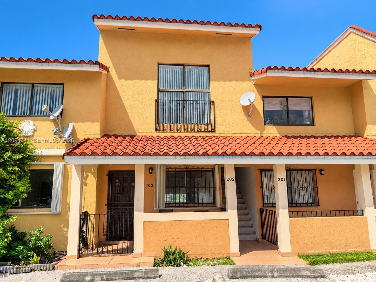 2775 W 61st St # 102, Hialeah FL 33016