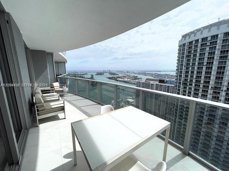 488 NE 18th St # 4602, Miami FL 33132