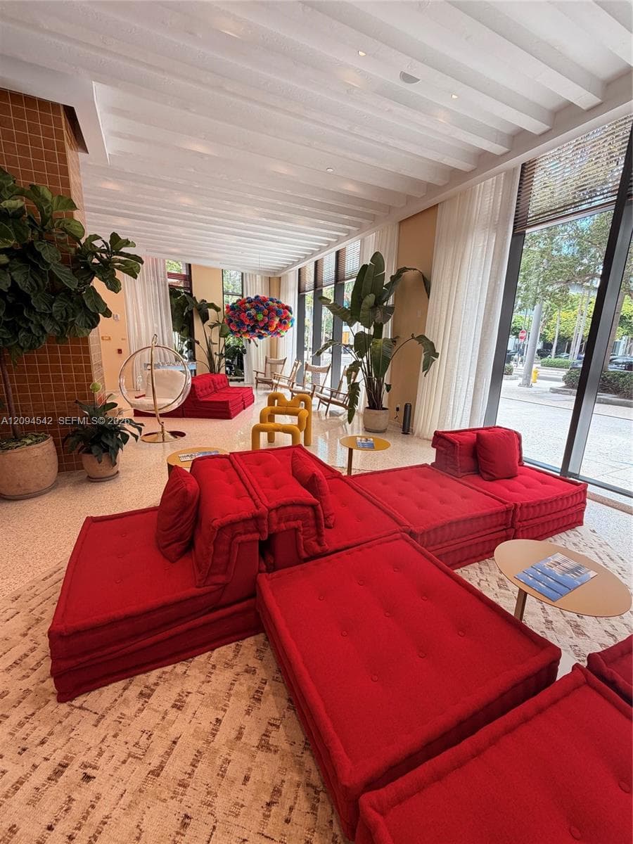 90 NE 32 # 823, Miami FL 33137