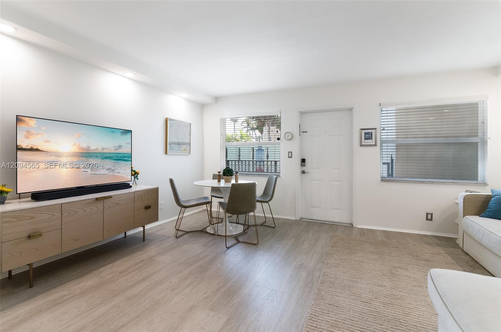 611 NE 14th Ave # 103, Fort Lauderdale FL 33304