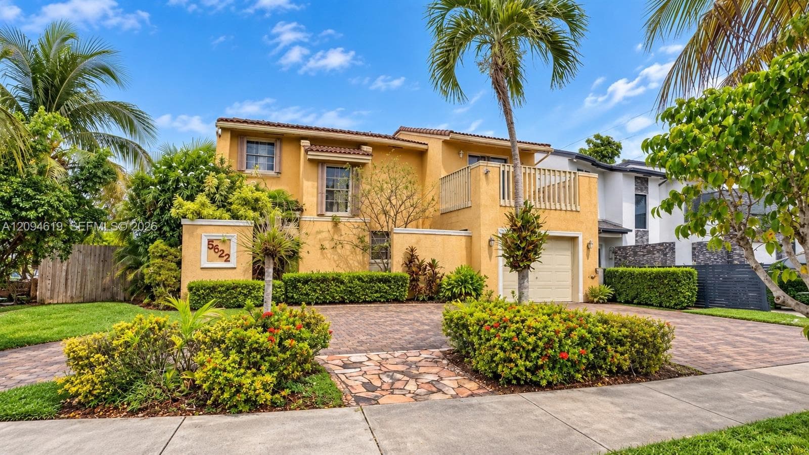 5622 SW 130th Pl, Miami FL 33183