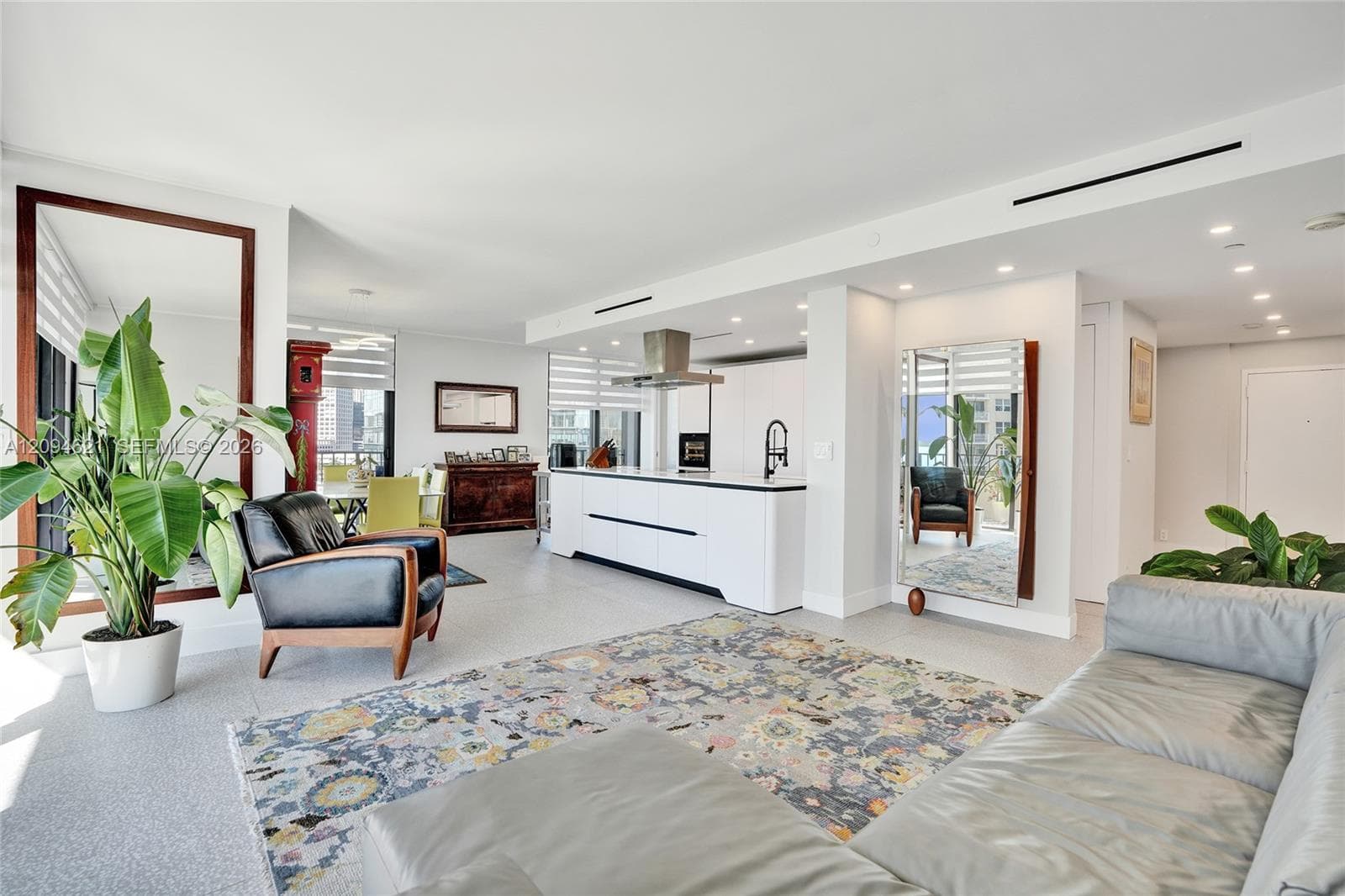520 Brickell Key Dr # A1015, Miami FL 33131