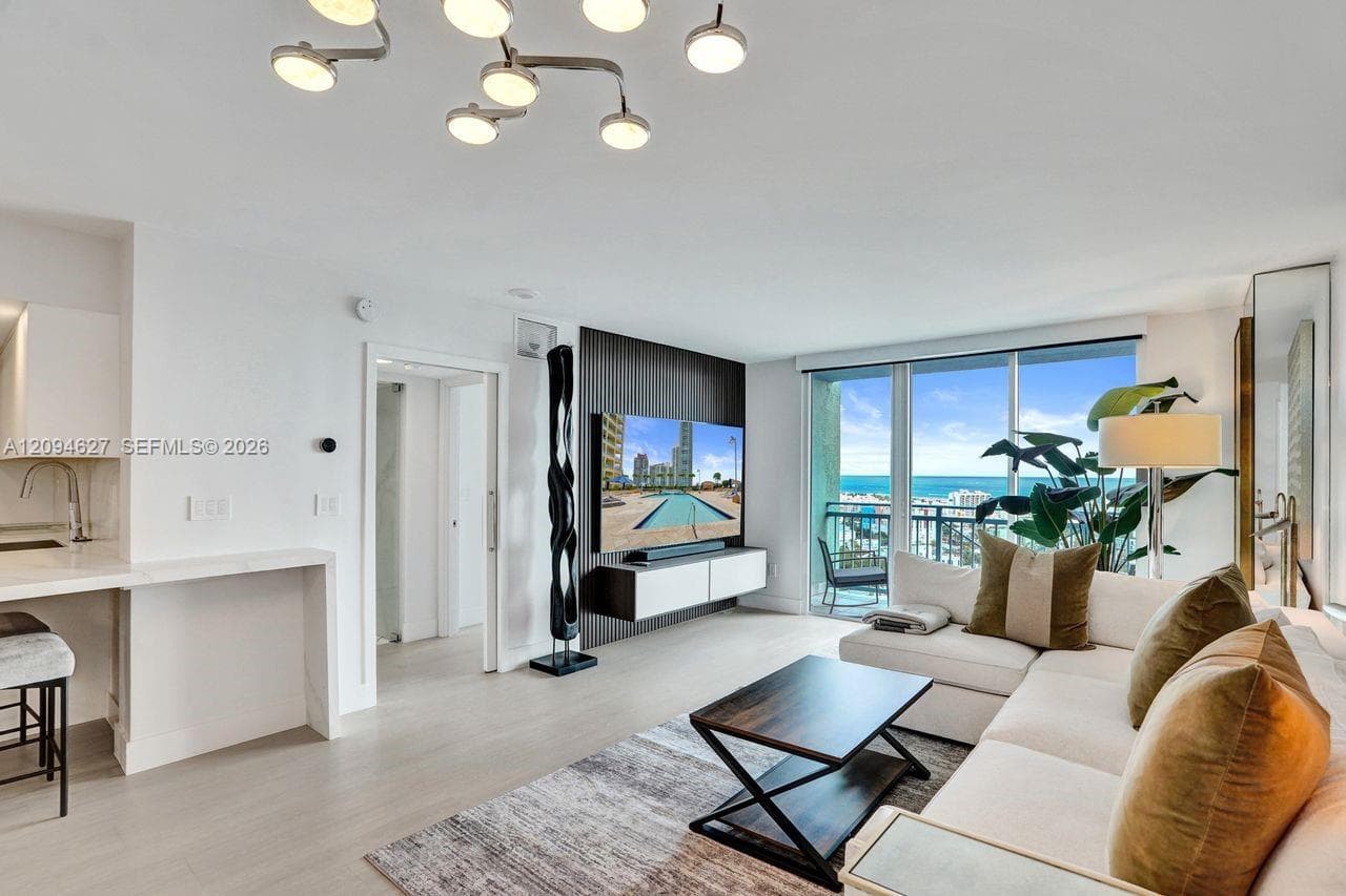 90 Alton Rd # 2407, Miami Beach FL 33139