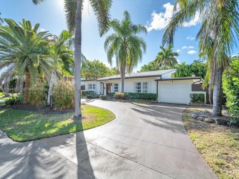 1232 NE 88th St, Miami FL 33138