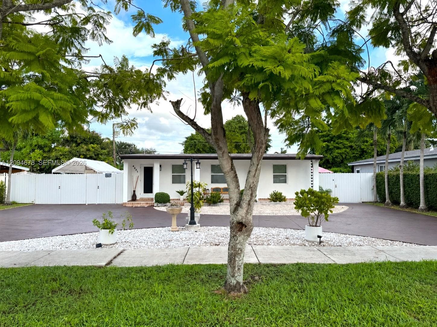 4531 SW 98th Ct, Miami FL 33165