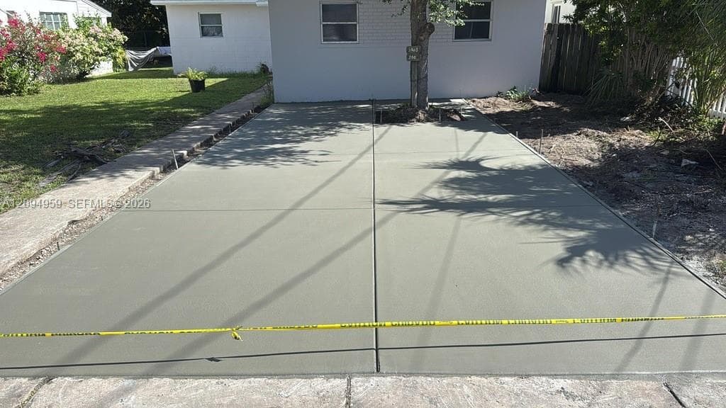 3001 SW 23rd Ter, Miami FL 33145