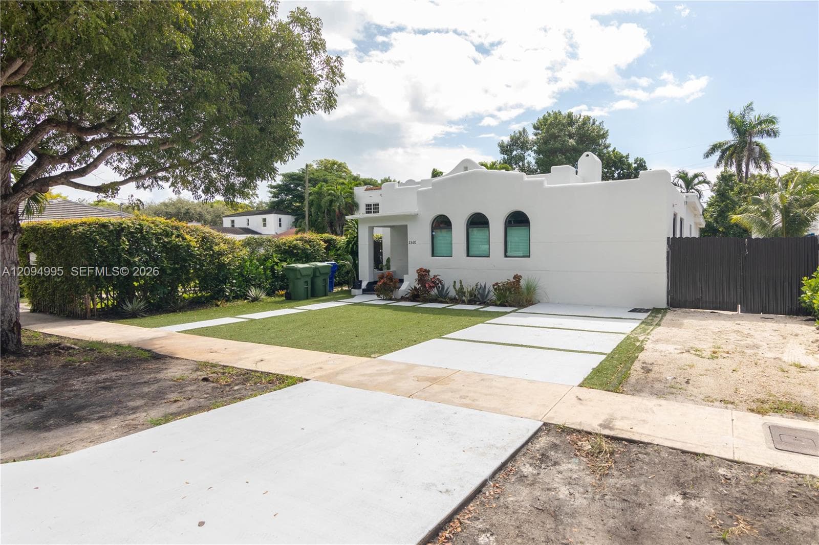 2360 SW 12th St, Miami FL 33135