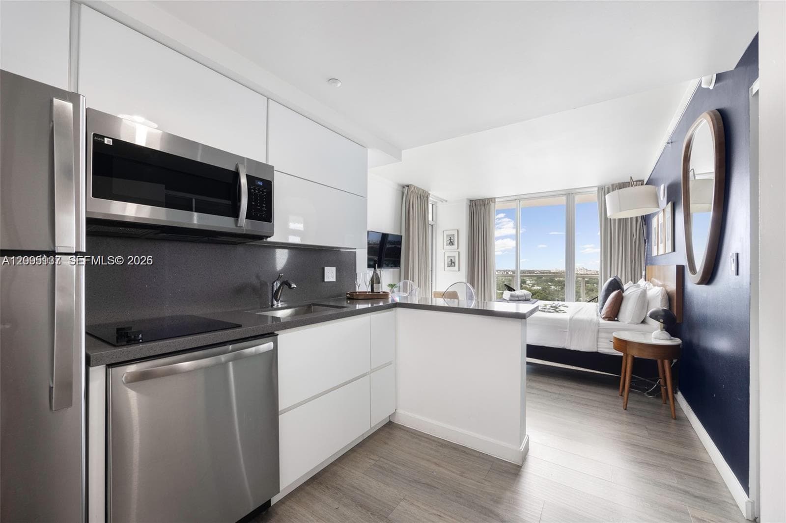 2889 Mcfarlane Rd # 1512, Miami FL 33133