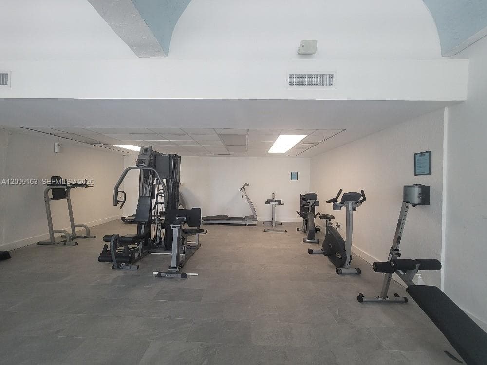 494 NW 165th St Rd # 602, Miami FL 33169