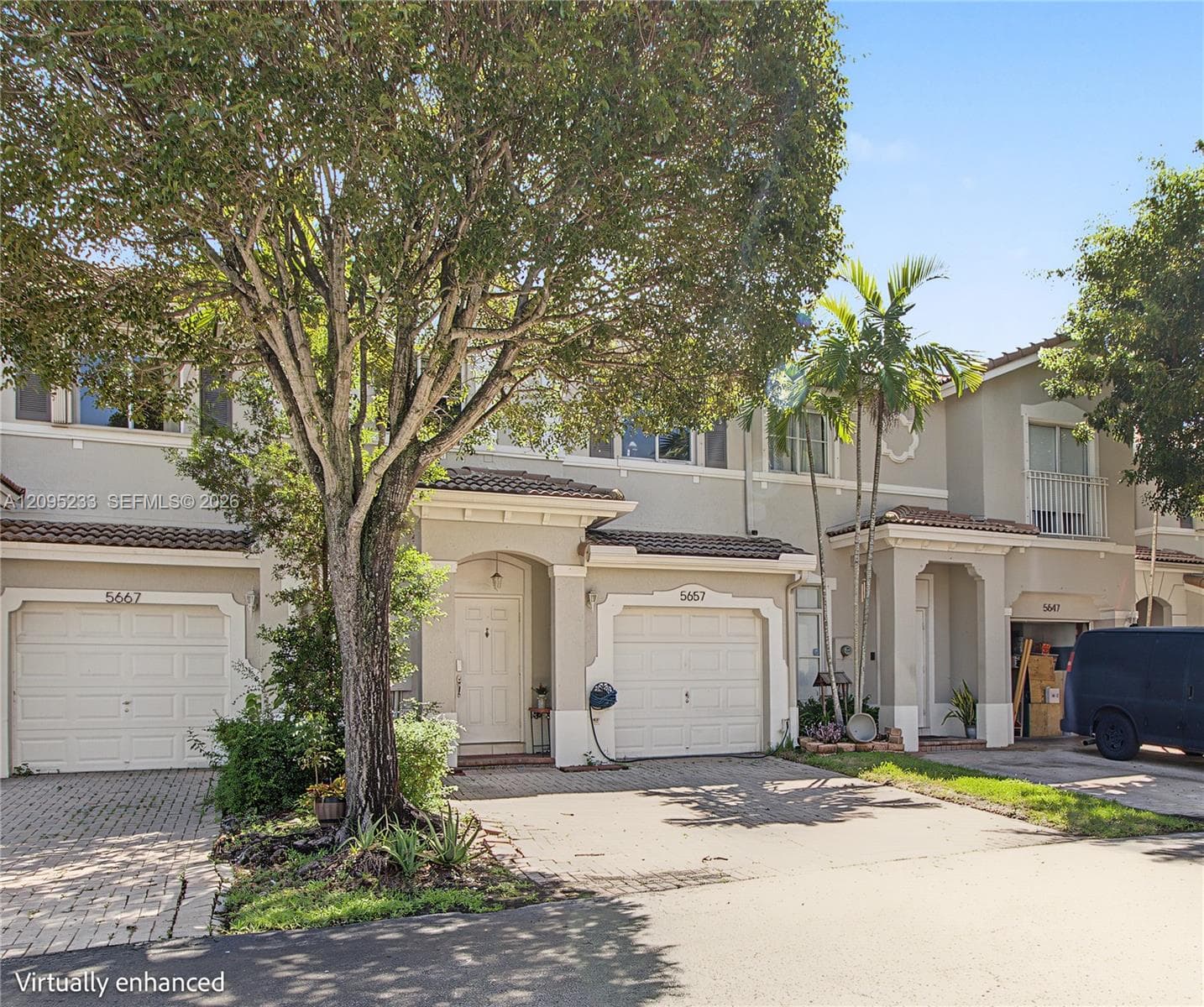 5657 NW 113th Ave, Doral FL 33178