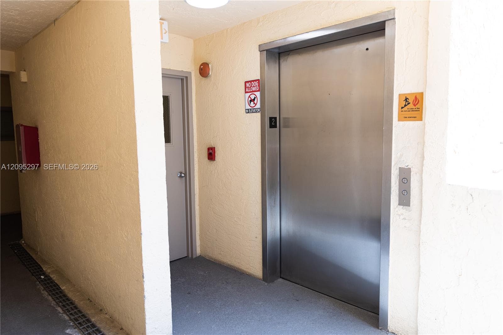 8225 Lake Dr # 203, Doral FL 33166