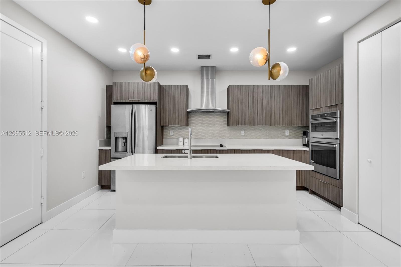 10365 NW 66th St, Doral FL 33178