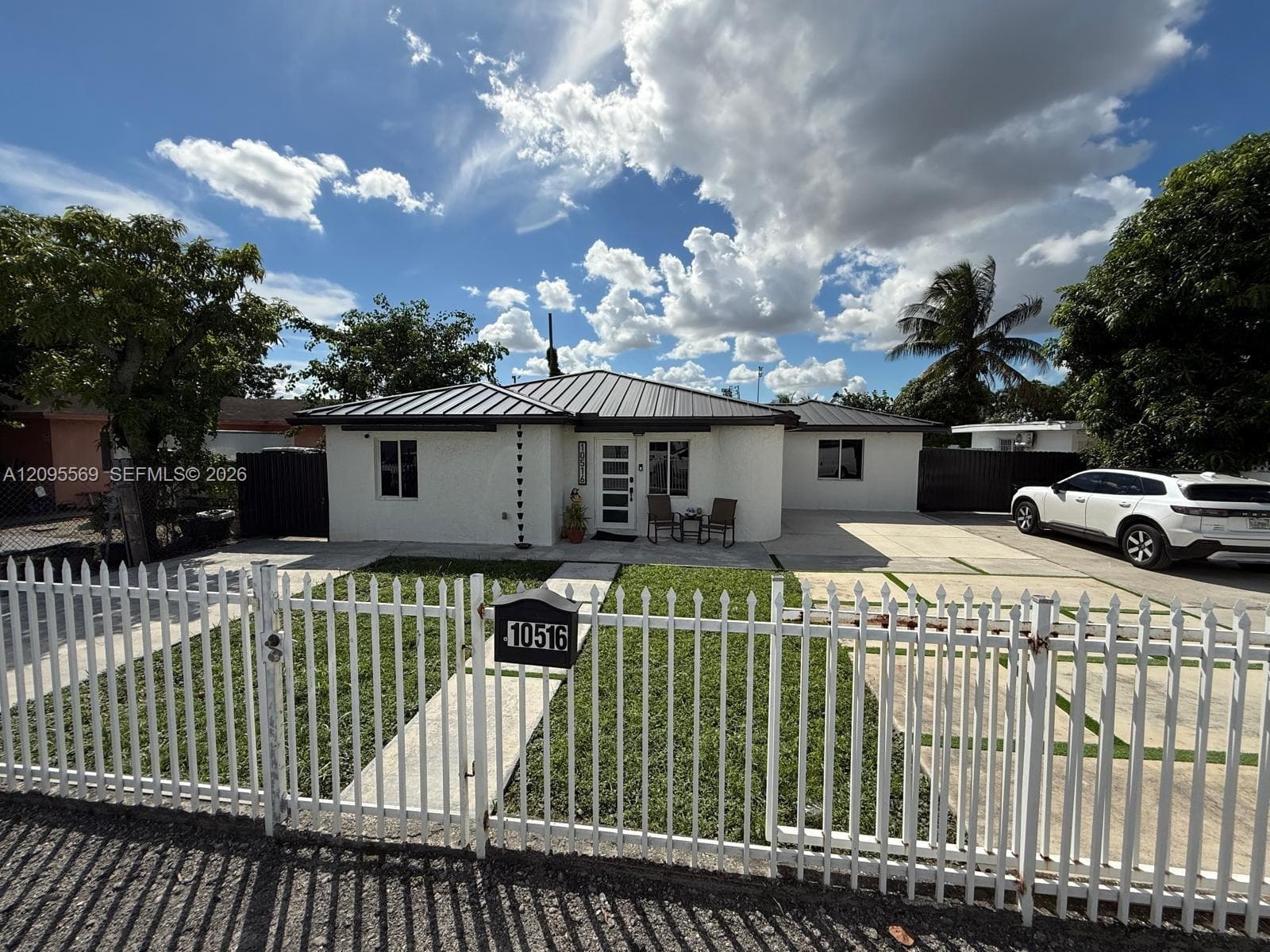 10516 NW 36th Pl, Miami FL 33147
