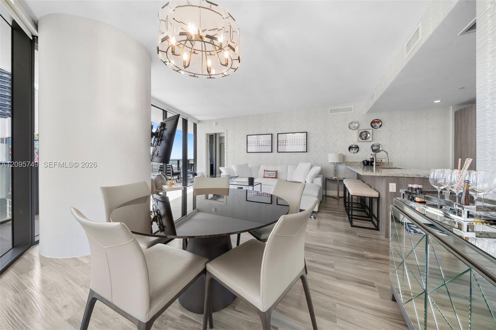 801 S Miami Ave # 1604, Miami FL 33130