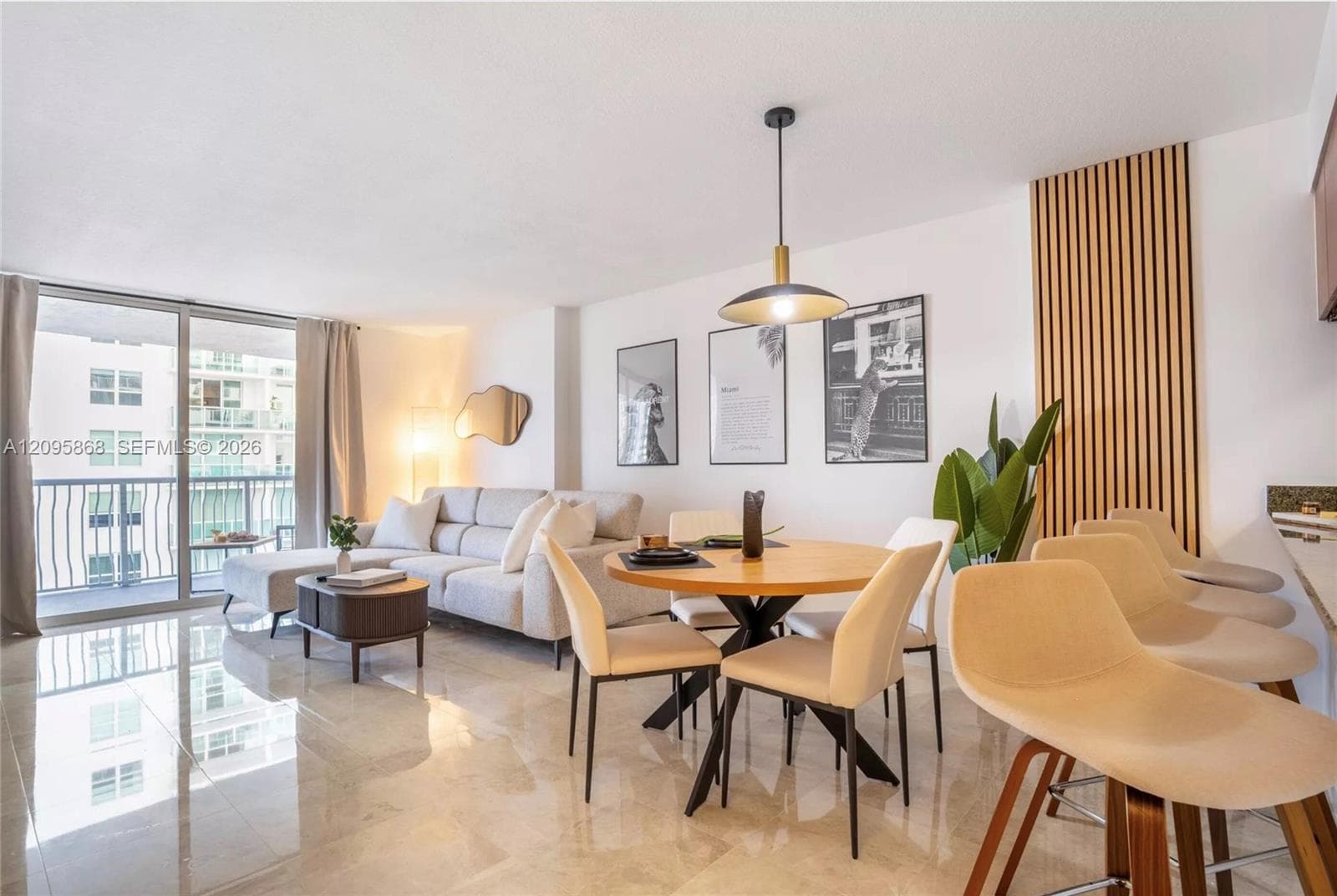 1200 Brickell Bay Dr # 1805, Miami FL 33131