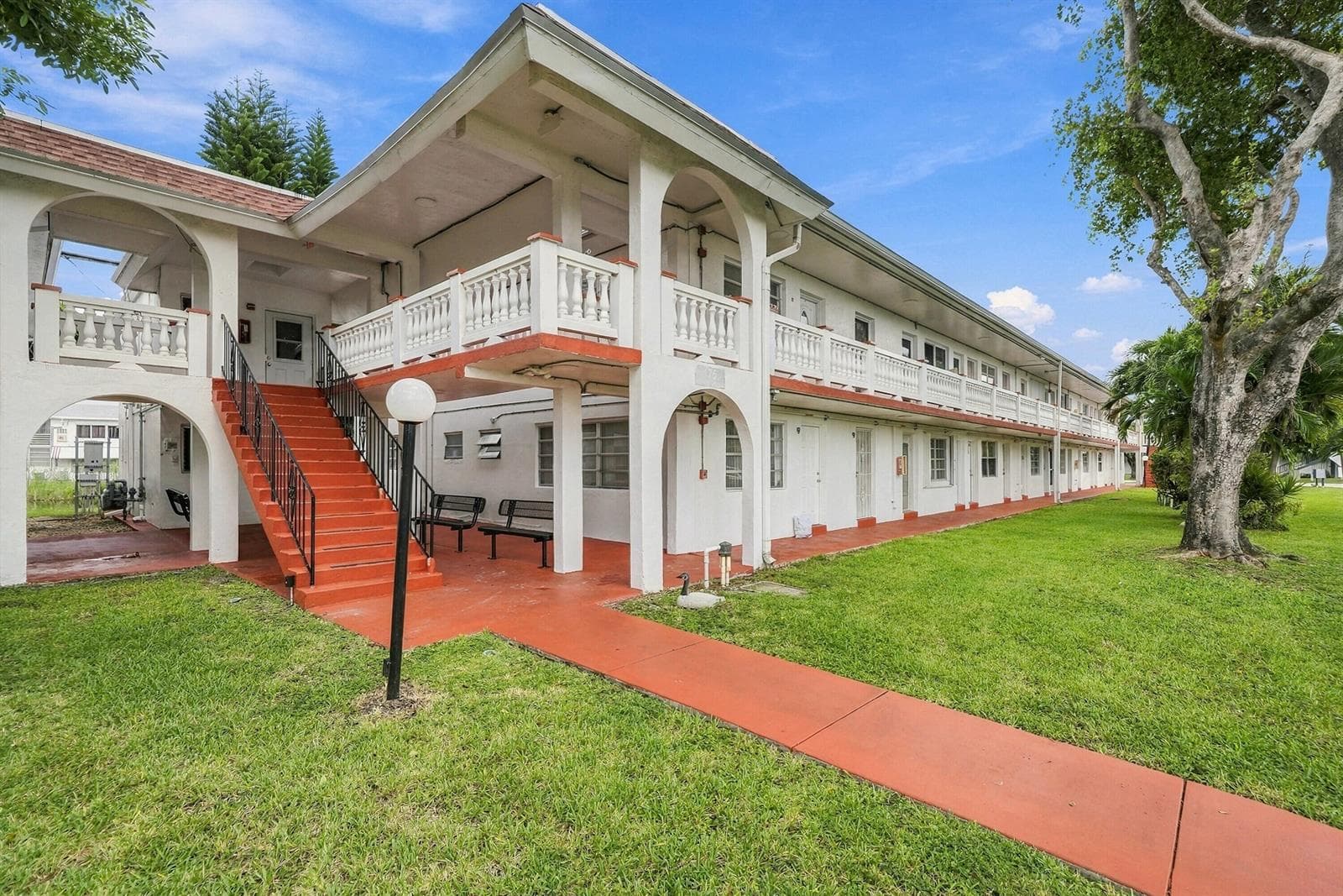 175 NE 203rd Terrace # 24, Miami FL 33179