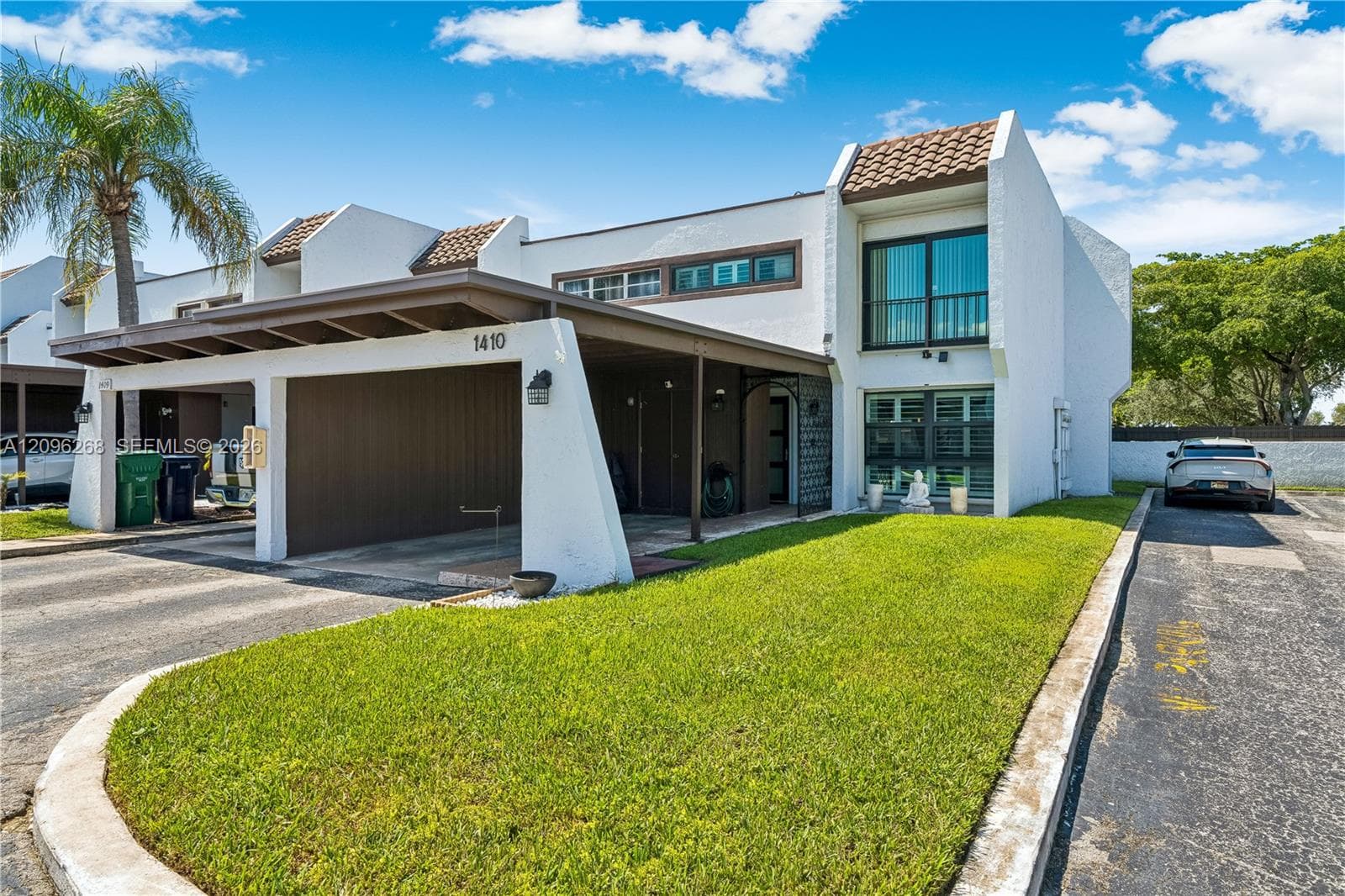 6526 Kendale Lakes Dr # 1410, Miami FL 33183
