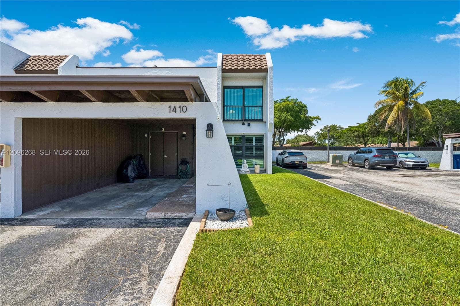 6526 Kendale Lakes Dr # 1410, Miami FL 33183