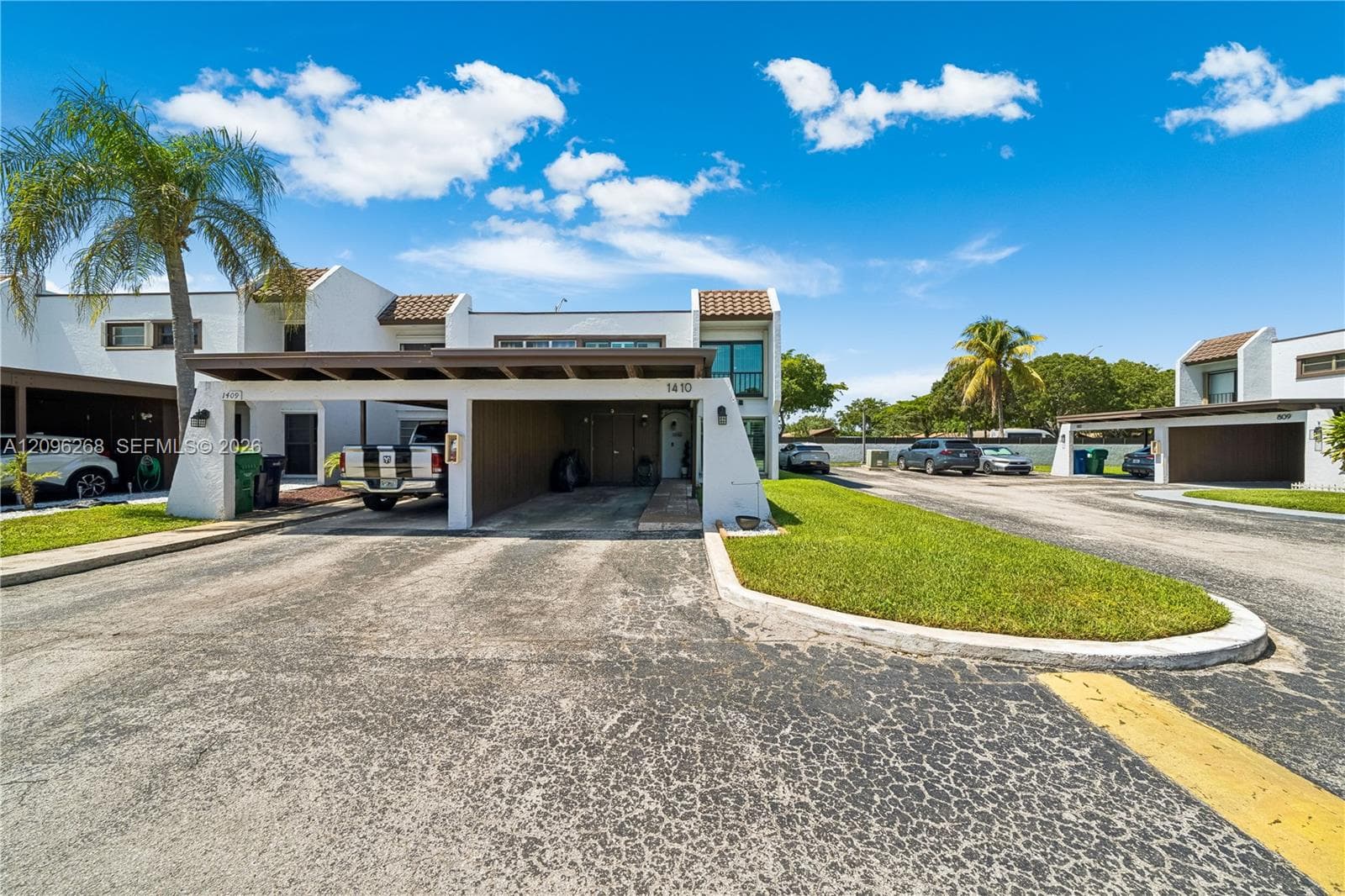 6526 Kendale Lakes Dr # 1410, Miami FL 33183