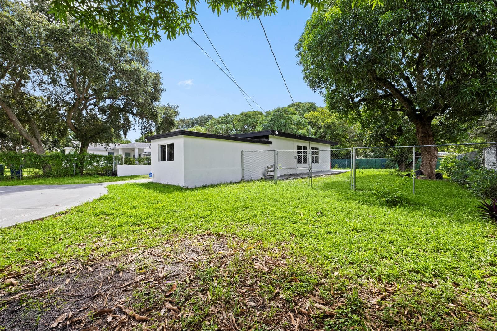 28 NE 165th Street, Miami FL 33162