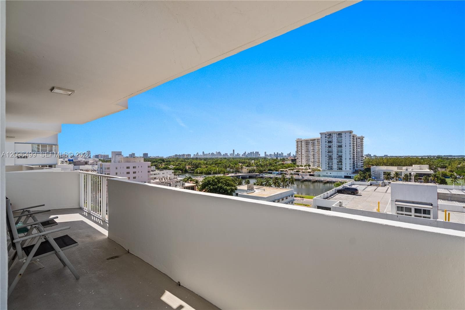4301 Collins Ave # 901, Miami Beach FL 33140