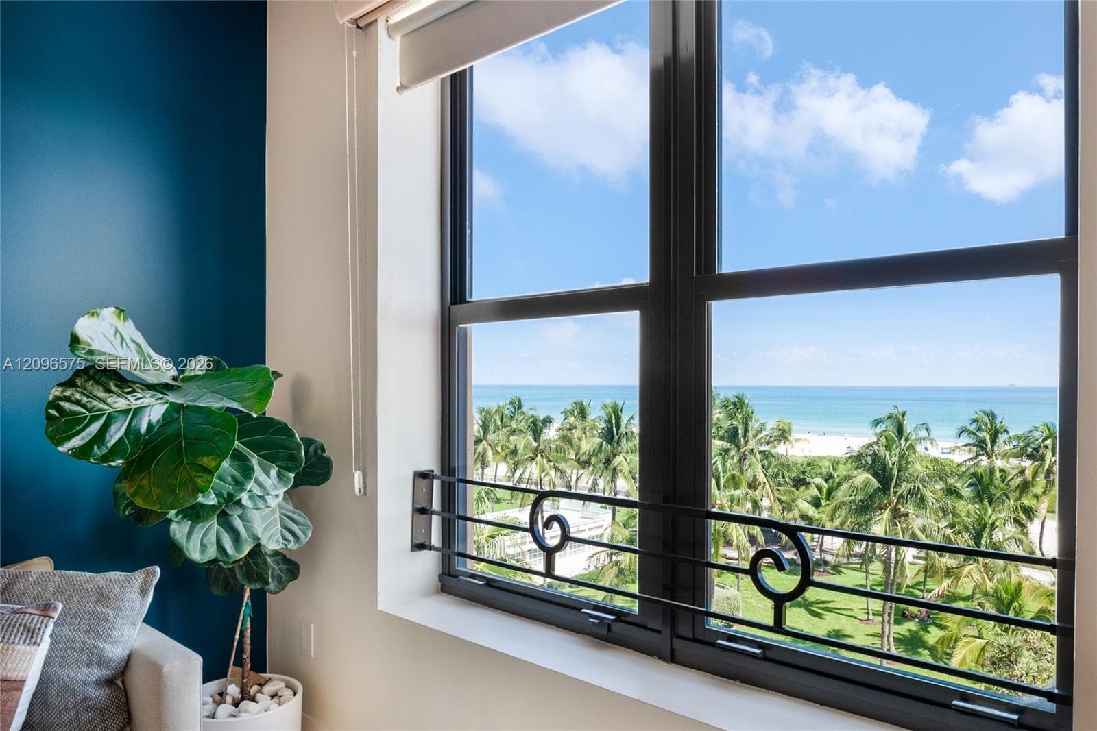 1330 Ocean Dr, Miami Beach FL 33139