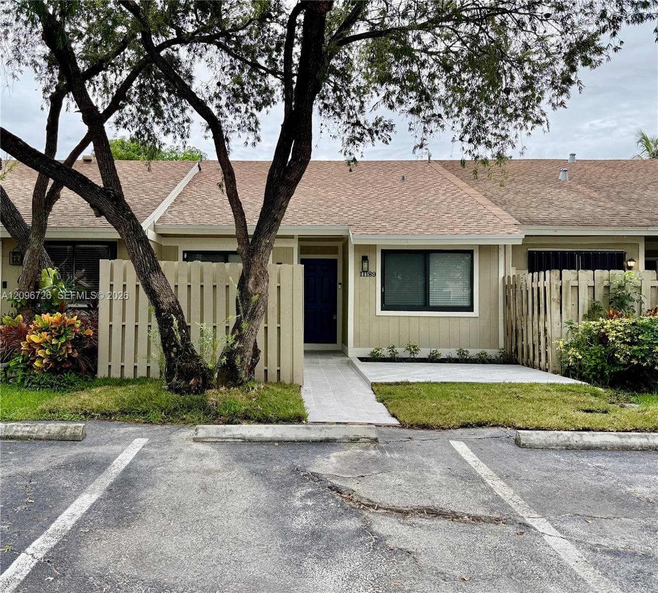 11189 NW 37th St, Sunrise FL 33351