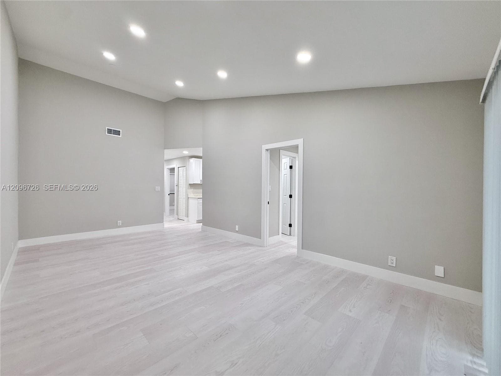 11189 NW 37th St, Sunrise FL 33351