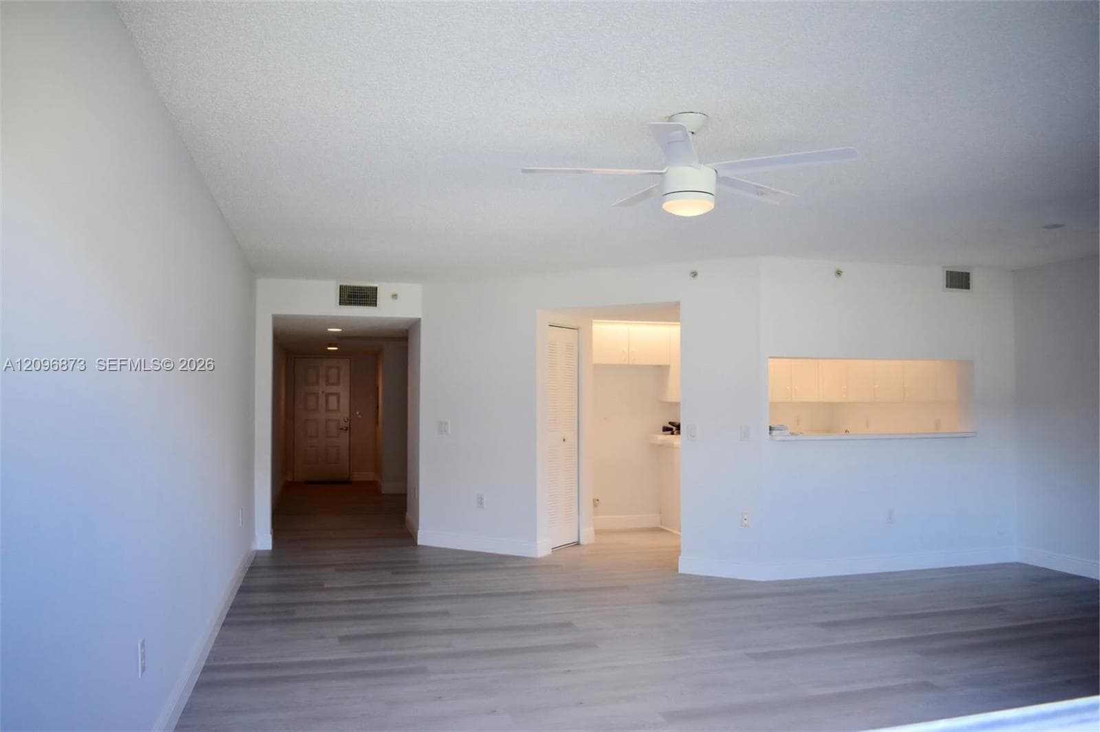 12550 SW 15th St # 111E, Pembroke Pines FL 33027