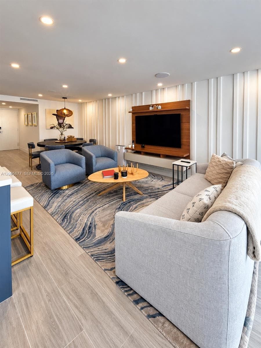 2655 Collins Ave # 503, Miami Beach FL 33140