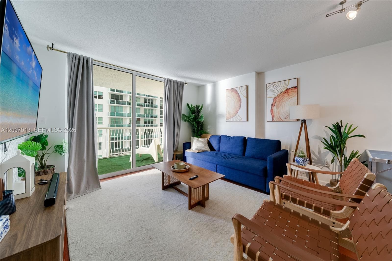 1200 Brickell Bay Dr # 1705, Miami FL 33131