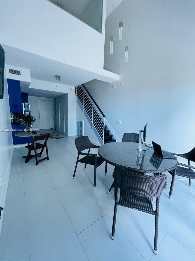 60 SW 13th St # 3606, Miami FL 33130