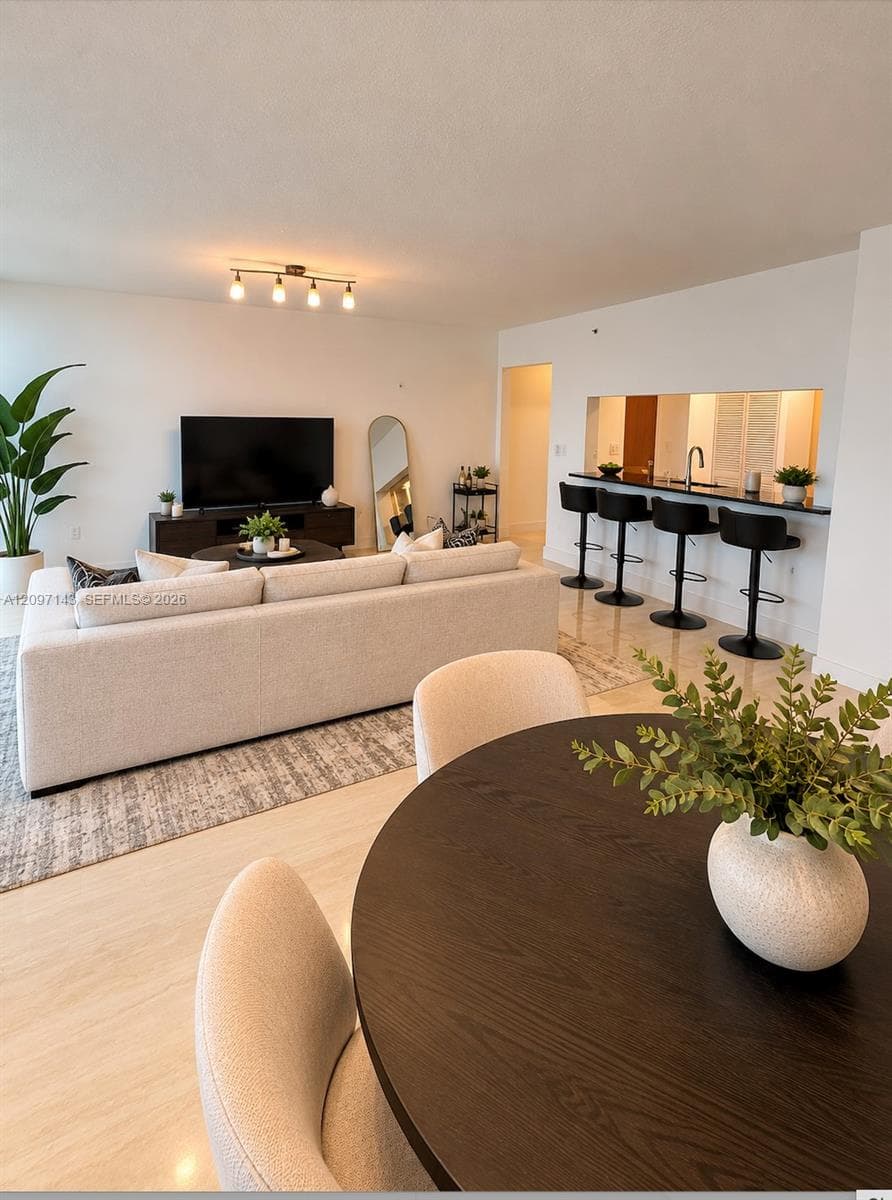 31 SE 5th Street # 2801, Miami FL 33131