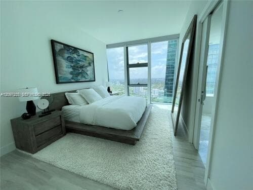 1451 Brickell Ave # 4204, Miami FL 33131