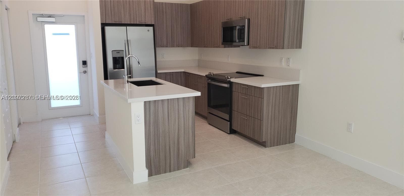 8363 NW 41st St # 404, Doral FL 33166