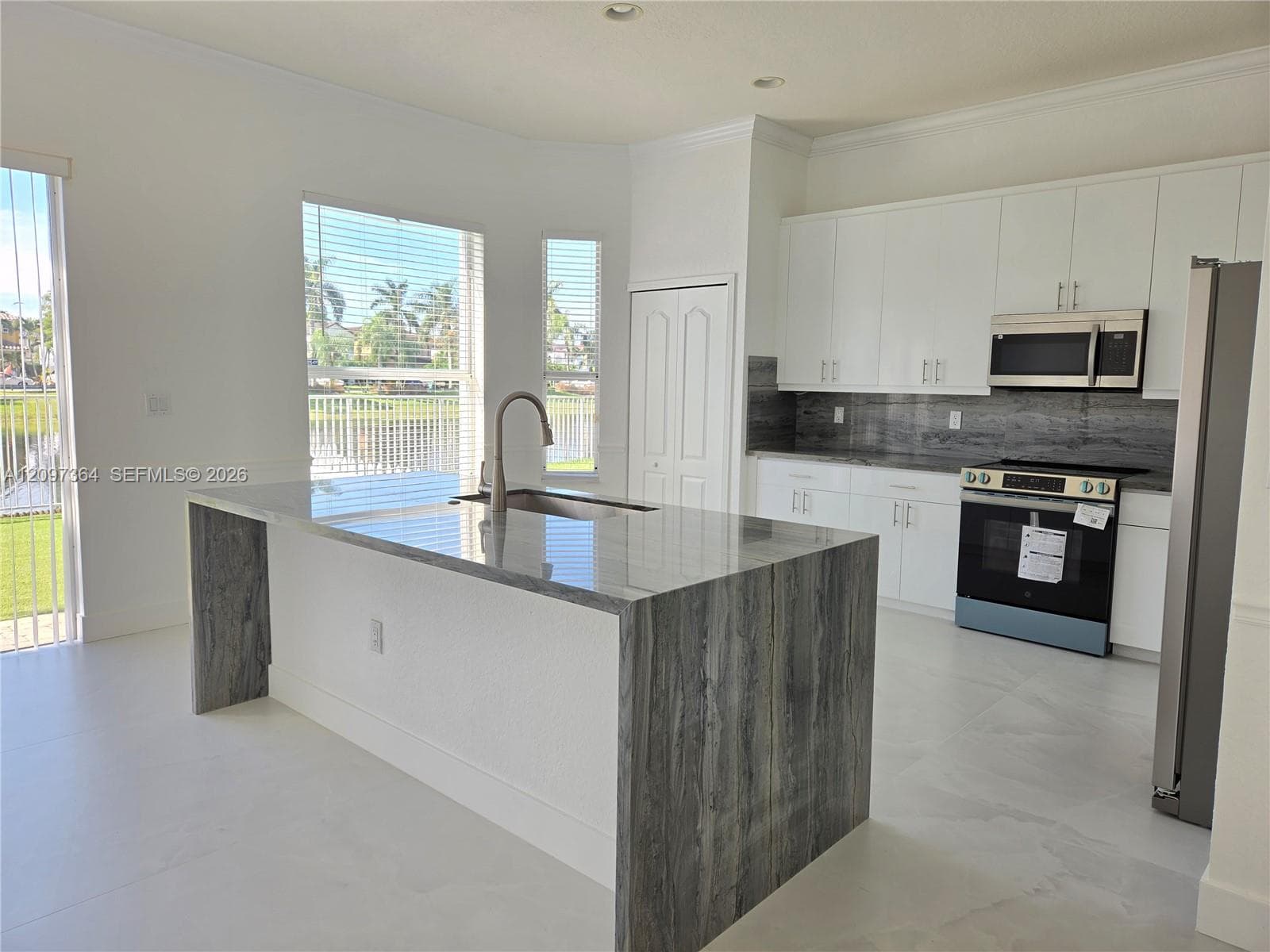 16240 SW 66 ST, Miami FL 33193