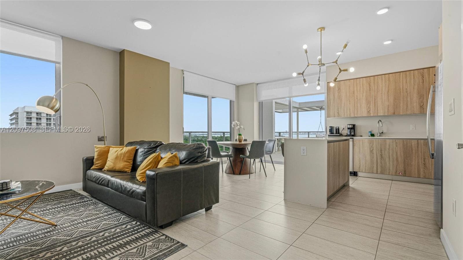 3900 Biscayne Blvd # 913, Miami FL 33137