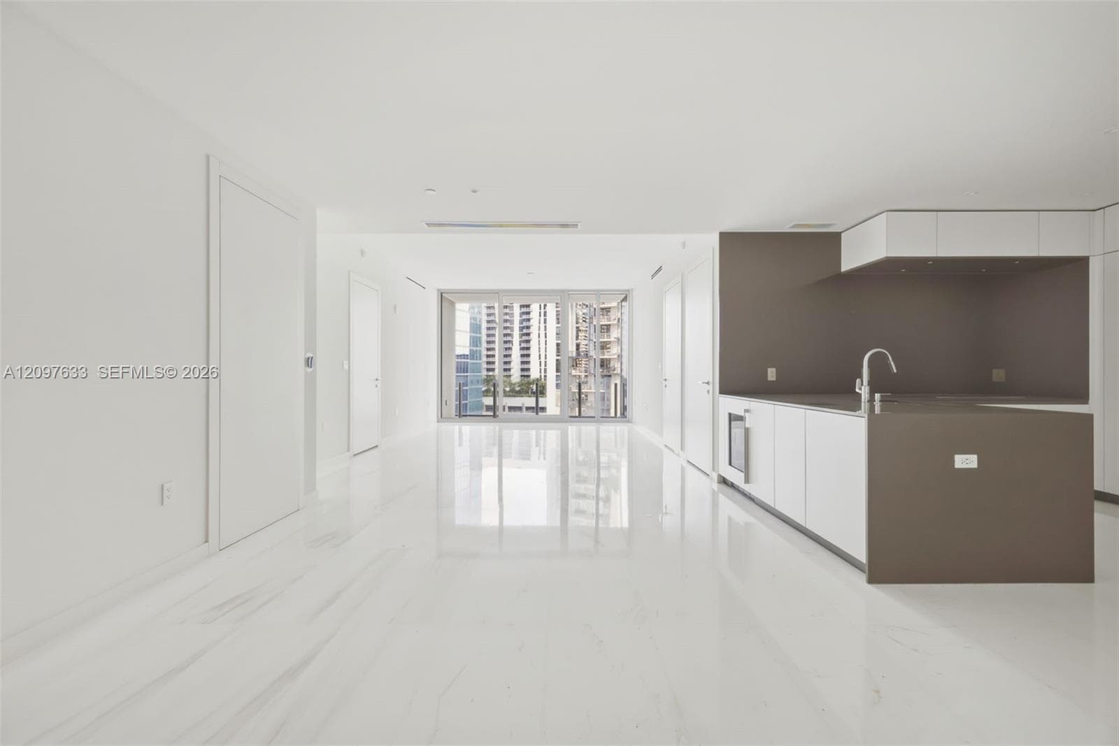 300 Biscayne Boulevard Way # 1709W, Miami FL 33131