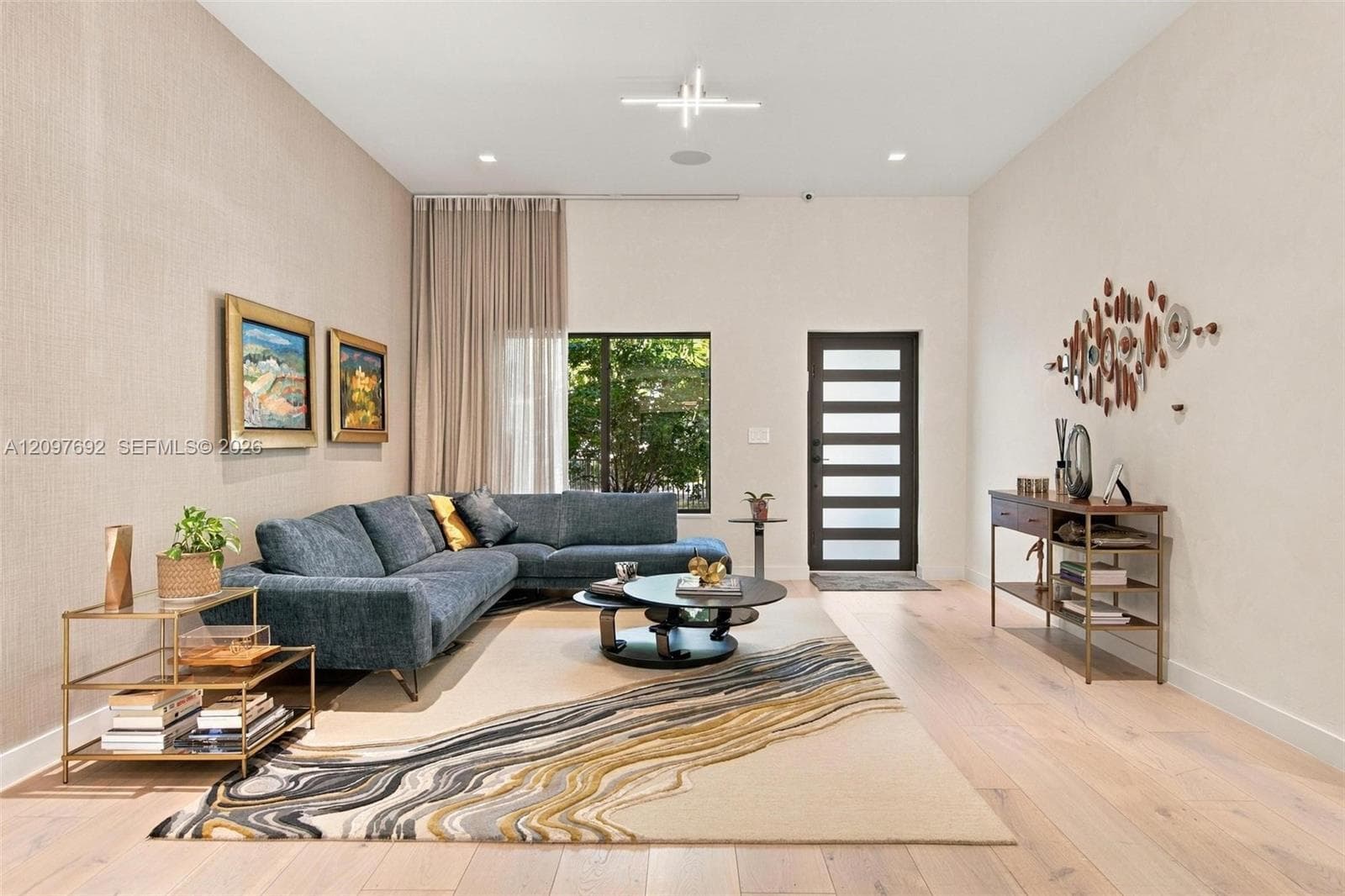 600 W 51st St, Miami Beach FL 33140