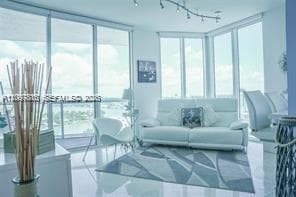 6515 Collins Ave # 1709, Miami Beach FL 33141