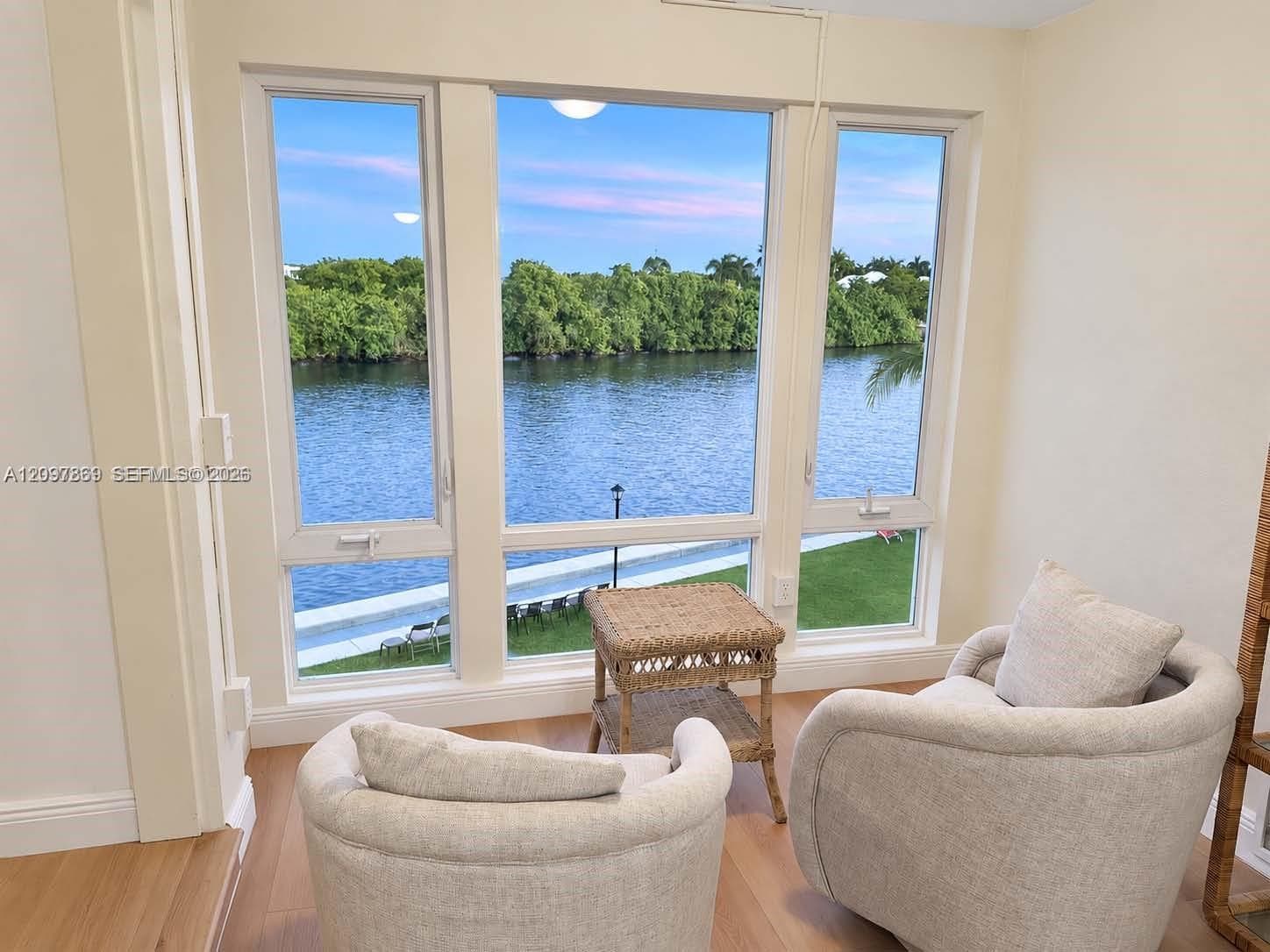 7 Colonial Club Drive # 302, Boynton Beach FL 33435