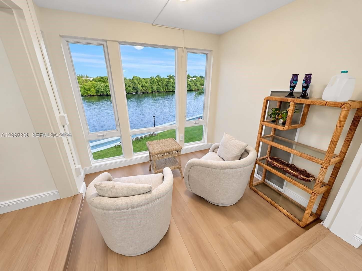 7 Colonial Club Drive # 302, Boynton Beach FL 33435