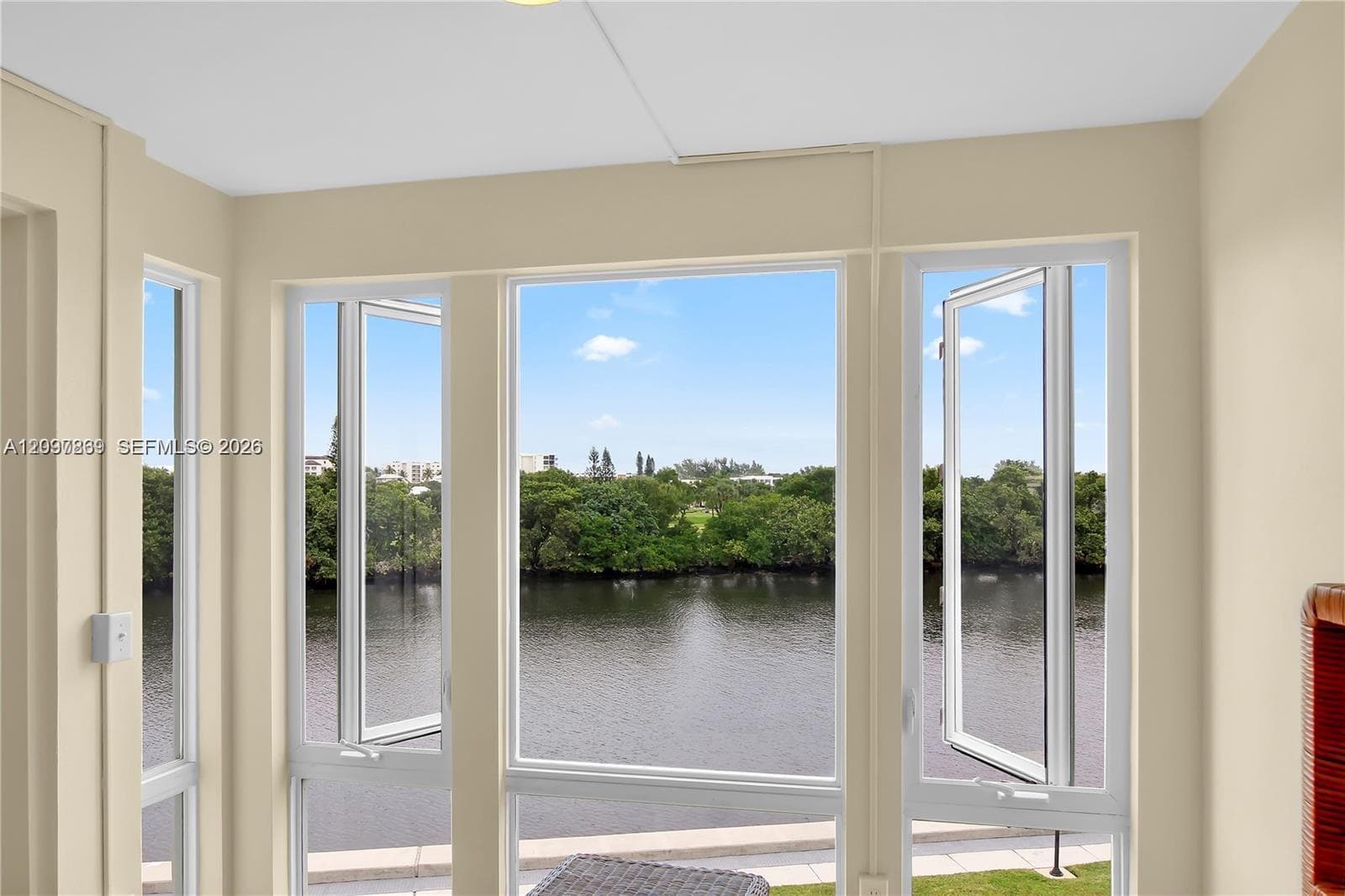 7 Colonial Club Drive # 302, Boynton Beach FL 33435