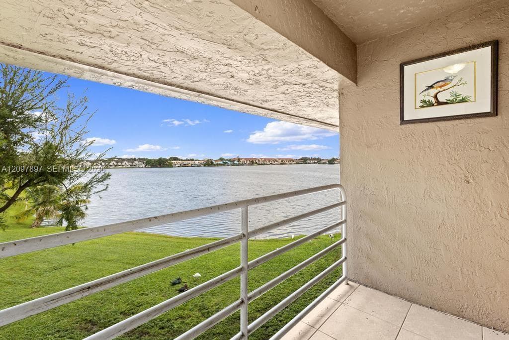 5953 W 28th Ave # 24, Hialeah FL 33016