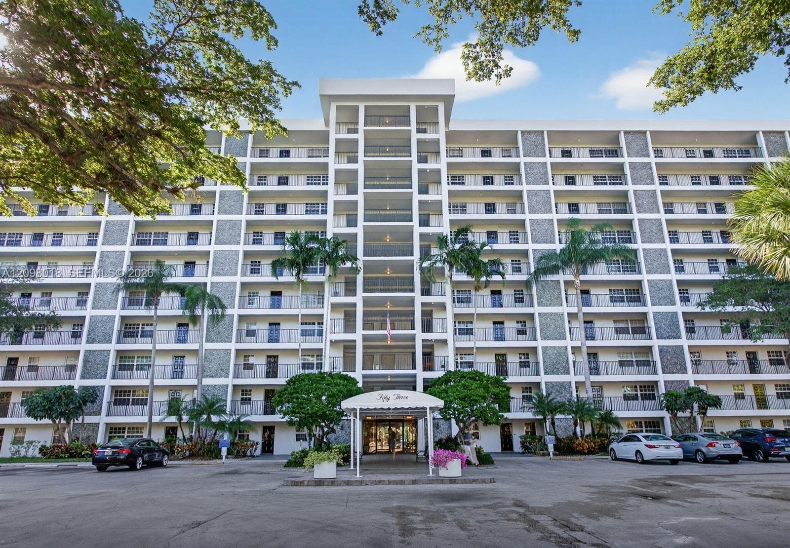 2900 N Course Dr # 905, Pompano Beach FL 33069