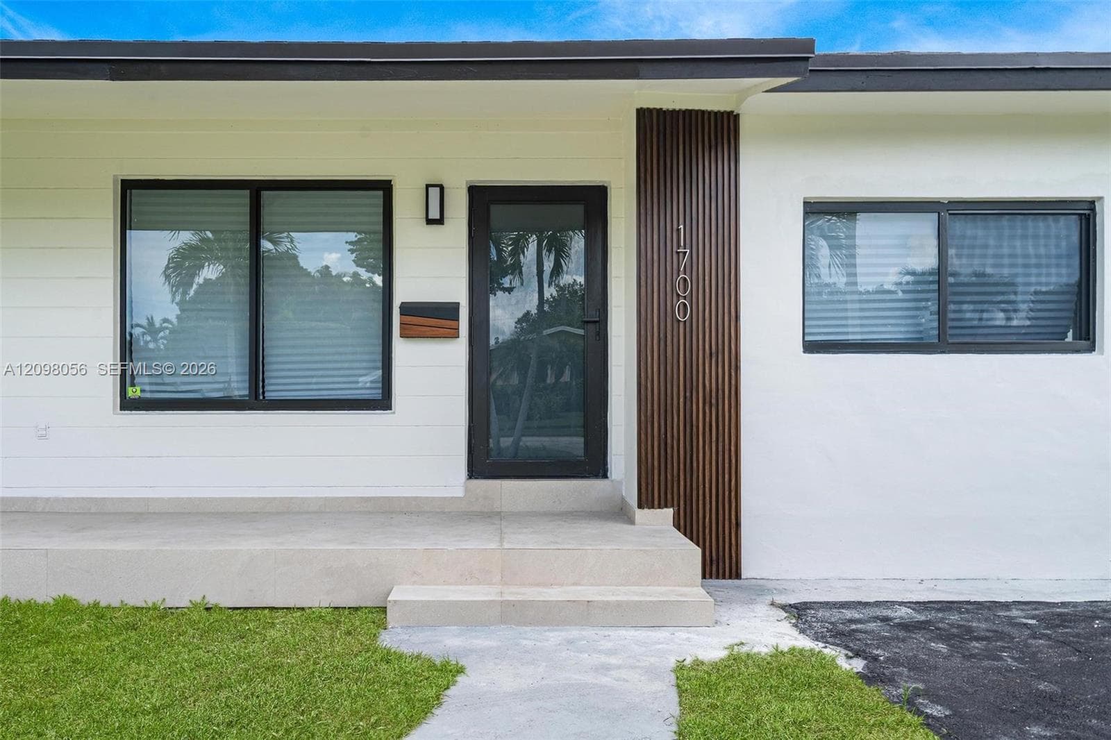 1700 SW 71st Ct, Miami FL 33155