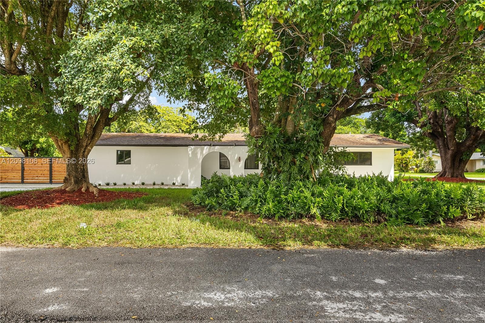 9721 SW 122nd St, Miami FL 33176