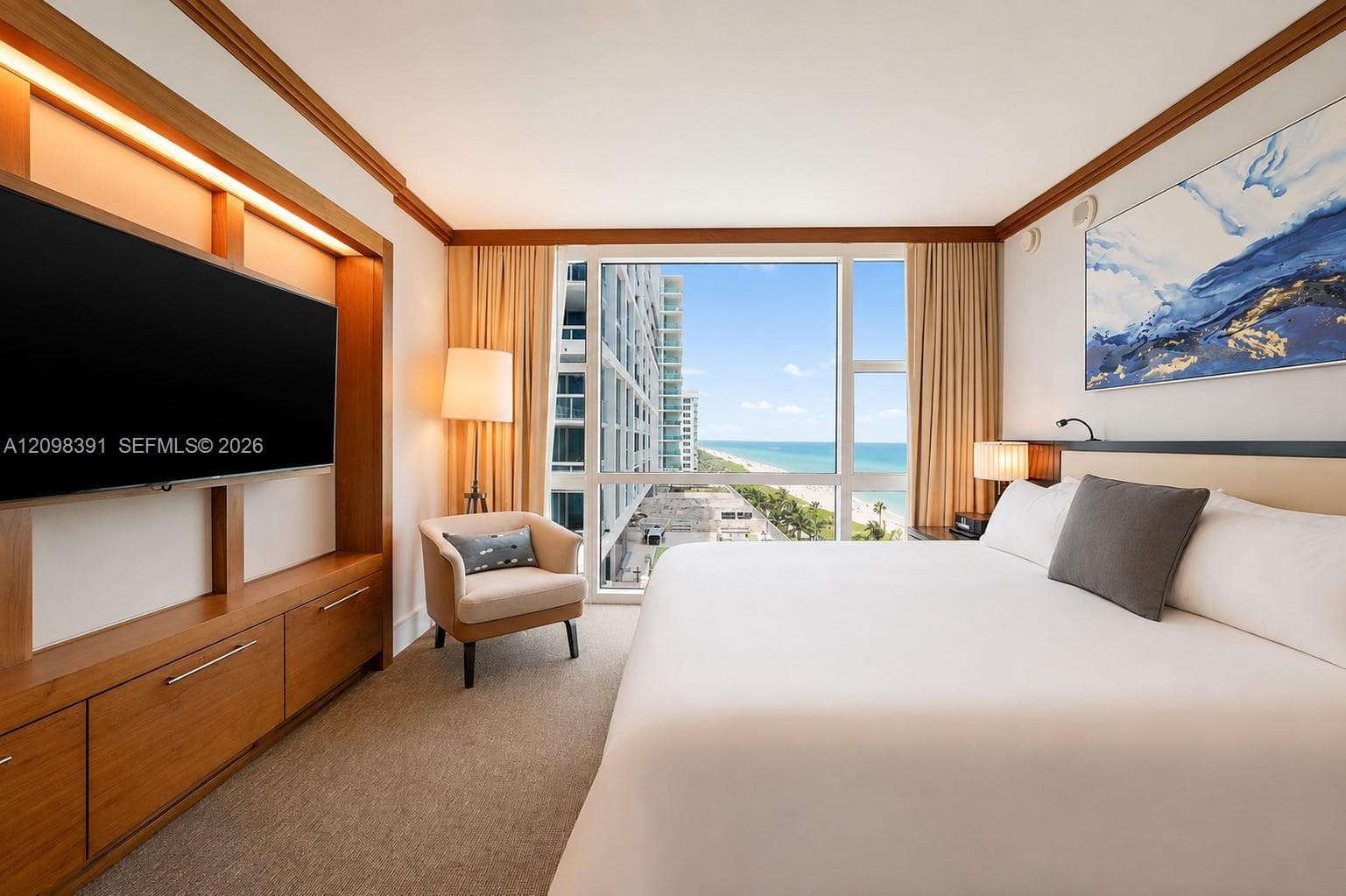 6801 Collins Ave # 811, Miami Beach FL 33141